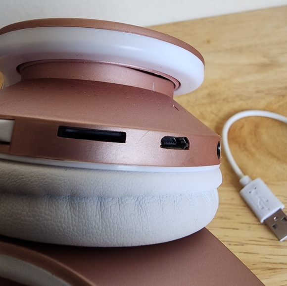 Wireless Bluetooth Over-Ear Stereo Foldable Headphones or Wired Headset w/ Aux - Picture 10 of 13